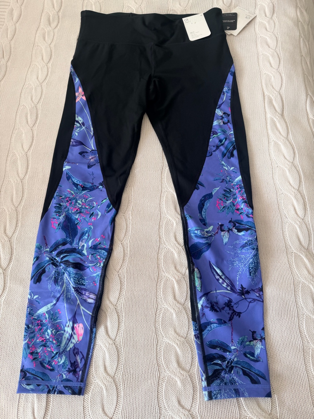 GAP GapFit Blackout gFast High Rise Purple Botanical Print & Black Leggings Sz M